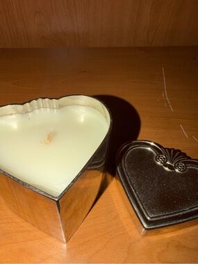 Things Remembered Vanilla Heart Candle Silver Metal Box Tin Keepsake NWT